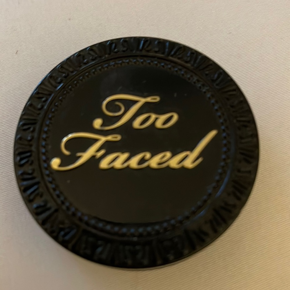 Too Faced Chocolate Soleil Medium/Deep